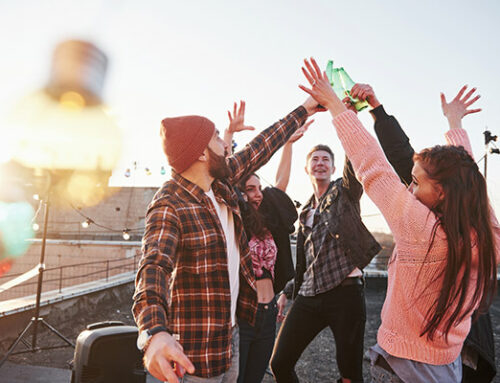 Sobriedad curiosa: ¿Los jóvenes consumen menos alcohol?